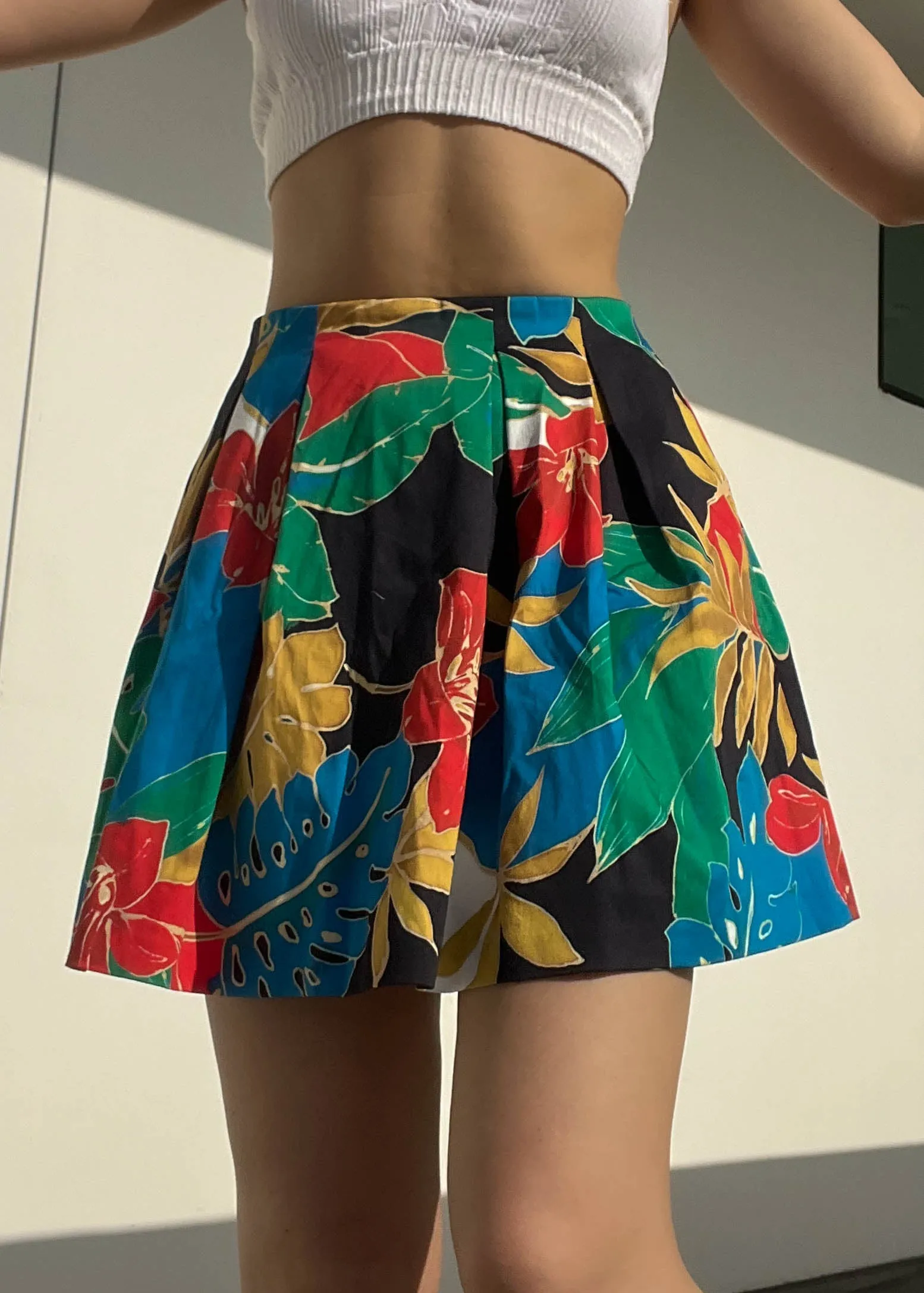 2000’s Colorful Floral Pleated MIni Skirt