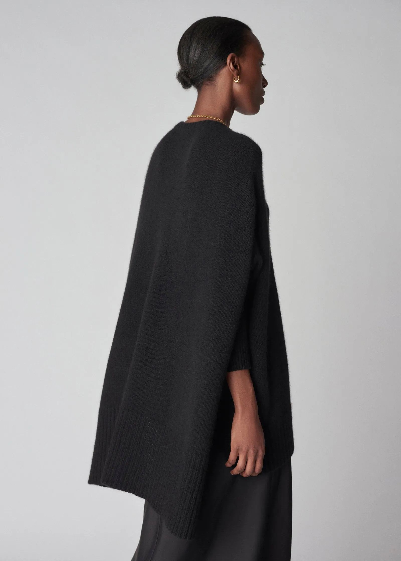 Batwing Sweater in Cashmere - Black