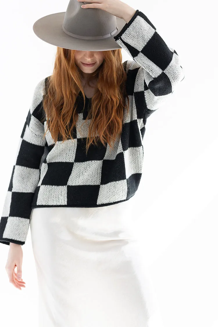 Checkered Rounded V-Neck Sweater