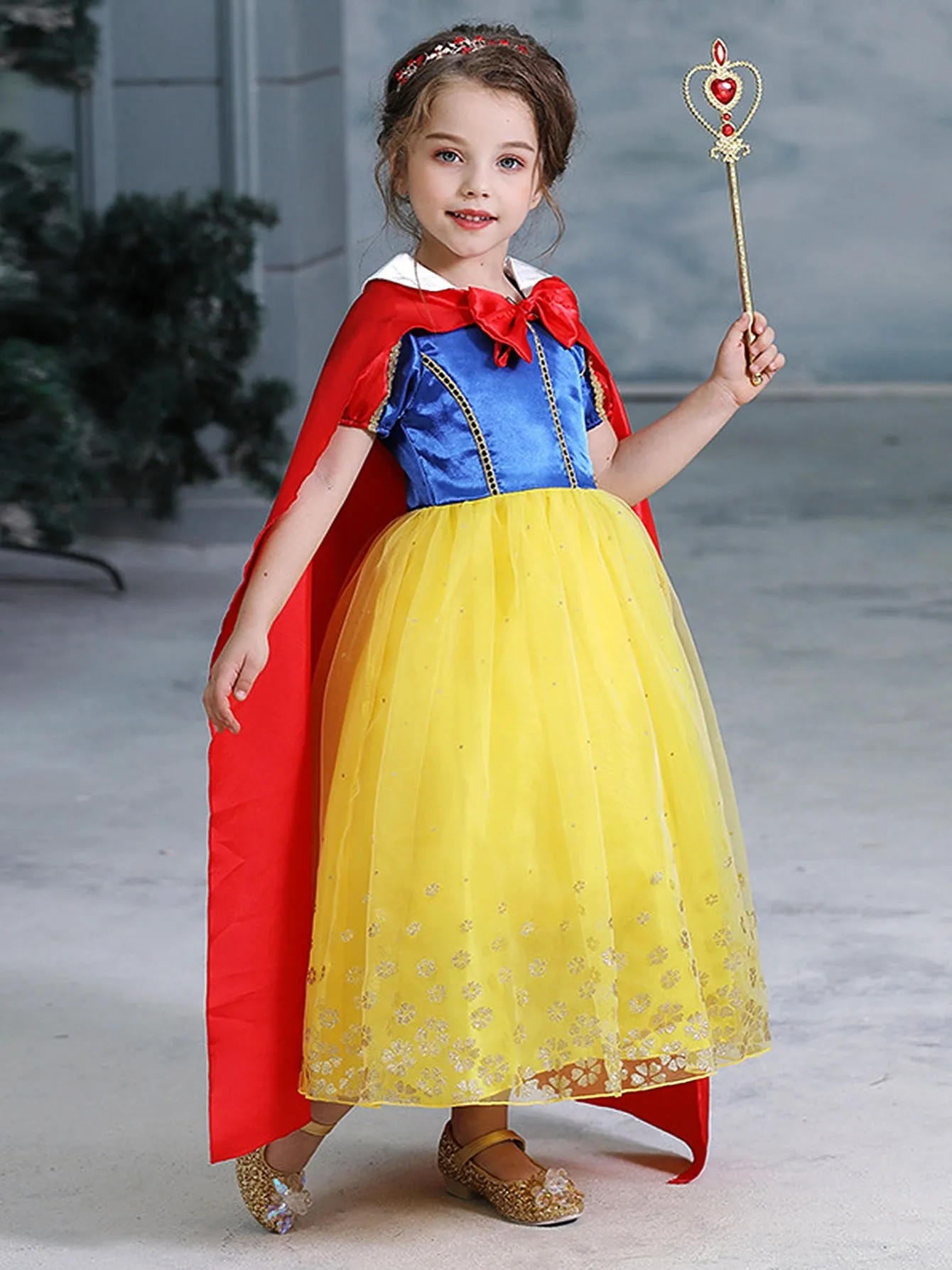 Enchanting Snow Princess Dress Costume with Accessories for Girls