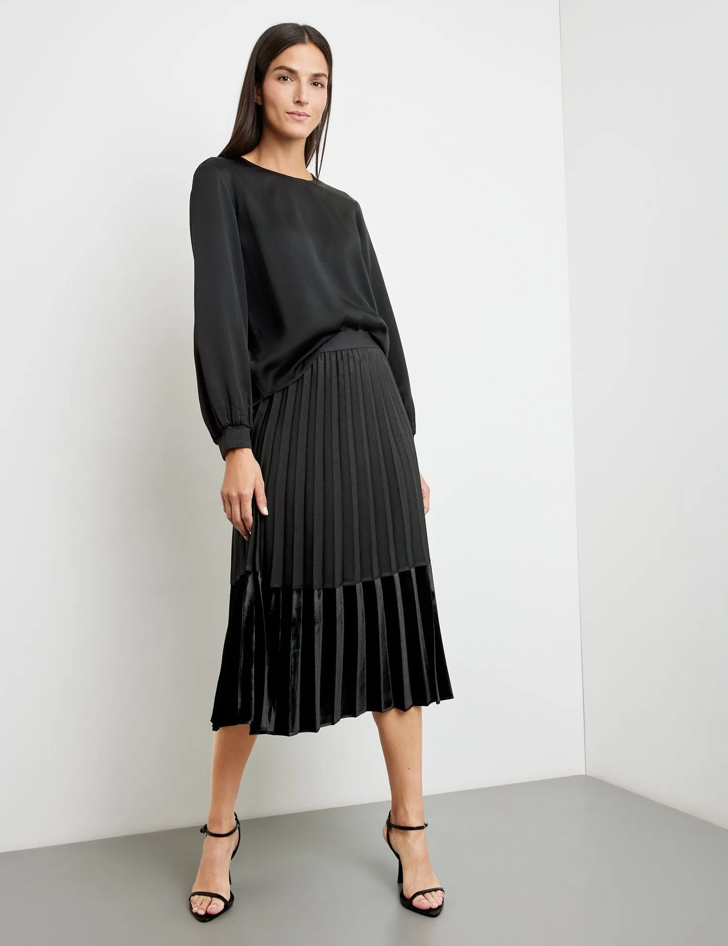 Flowing Pleated Skirt