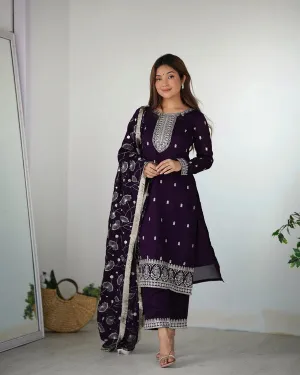 LIKSHA PREMIUM QUALITY SUIT SET DT -273