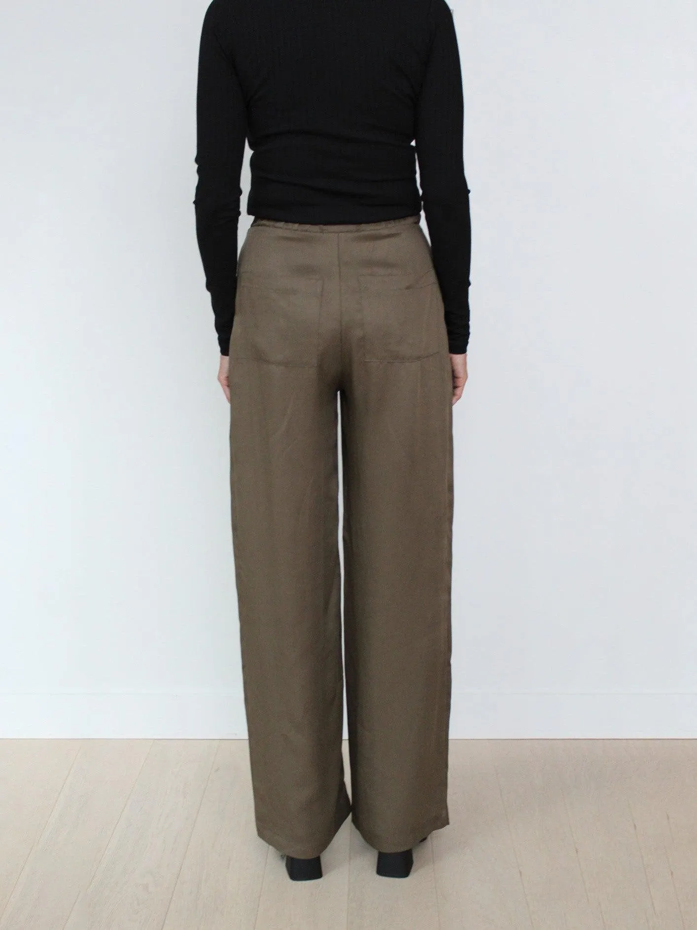 Long Pleat Pant