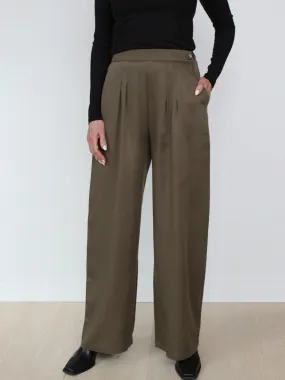 Long Pleat Pant