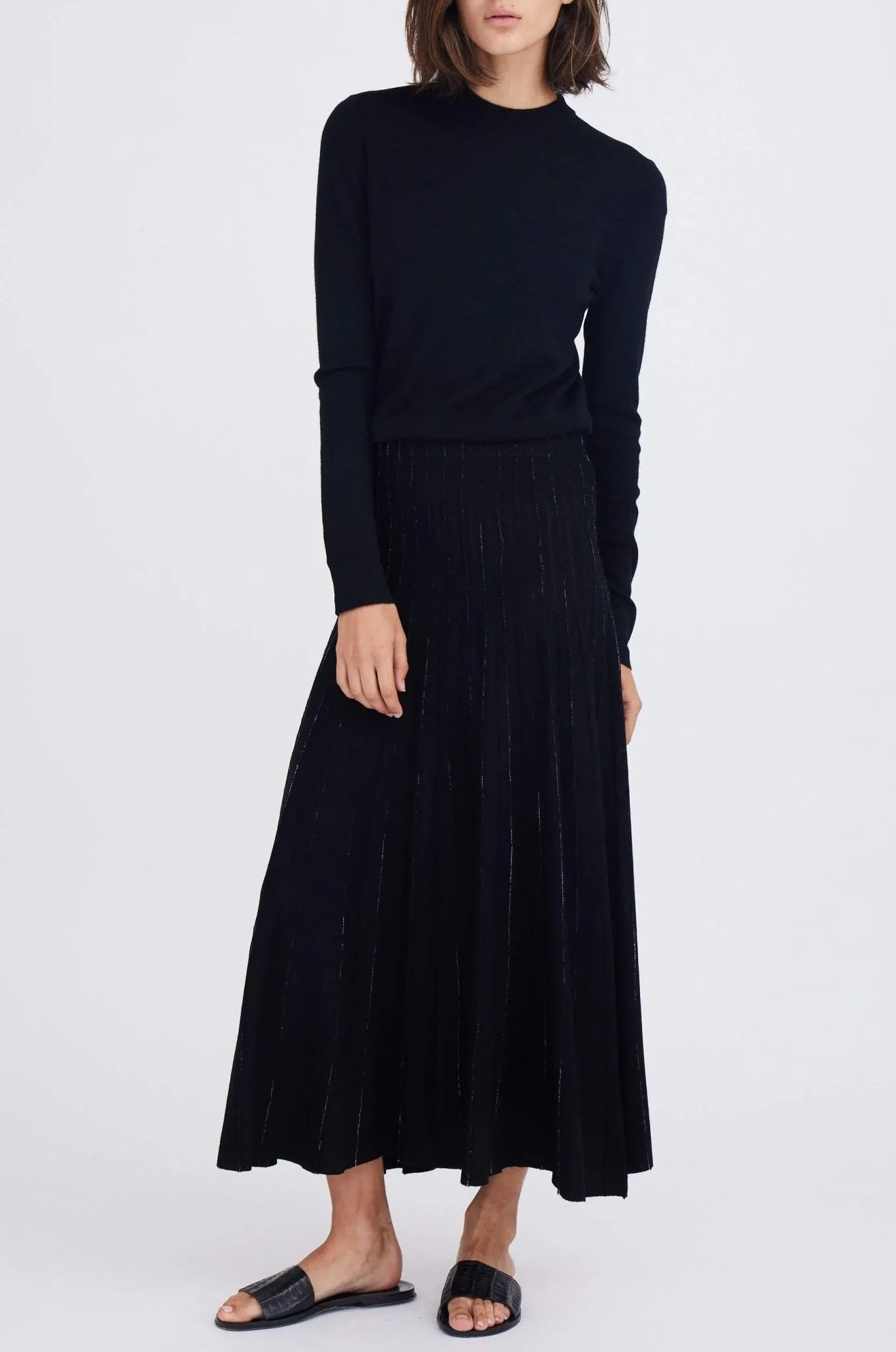 MADISON LONG PLEATED TWO-TONE SKIRT IN FINE MERINO KNIT