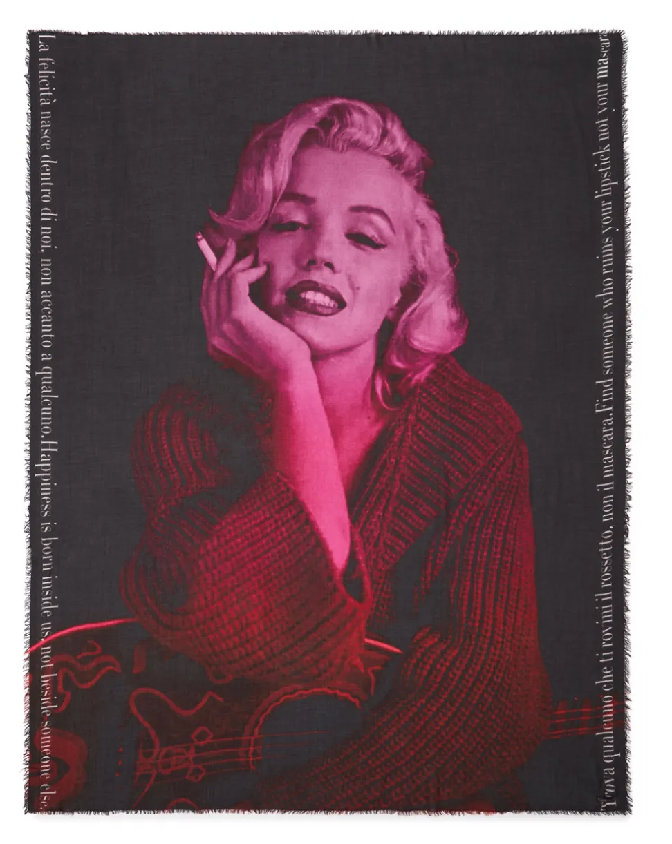 Marilyn Scarf