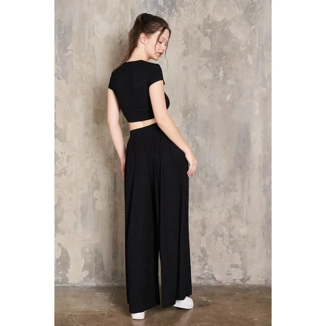 Maronie Rib Knit Crop Top   Pleated Pants Set | Black