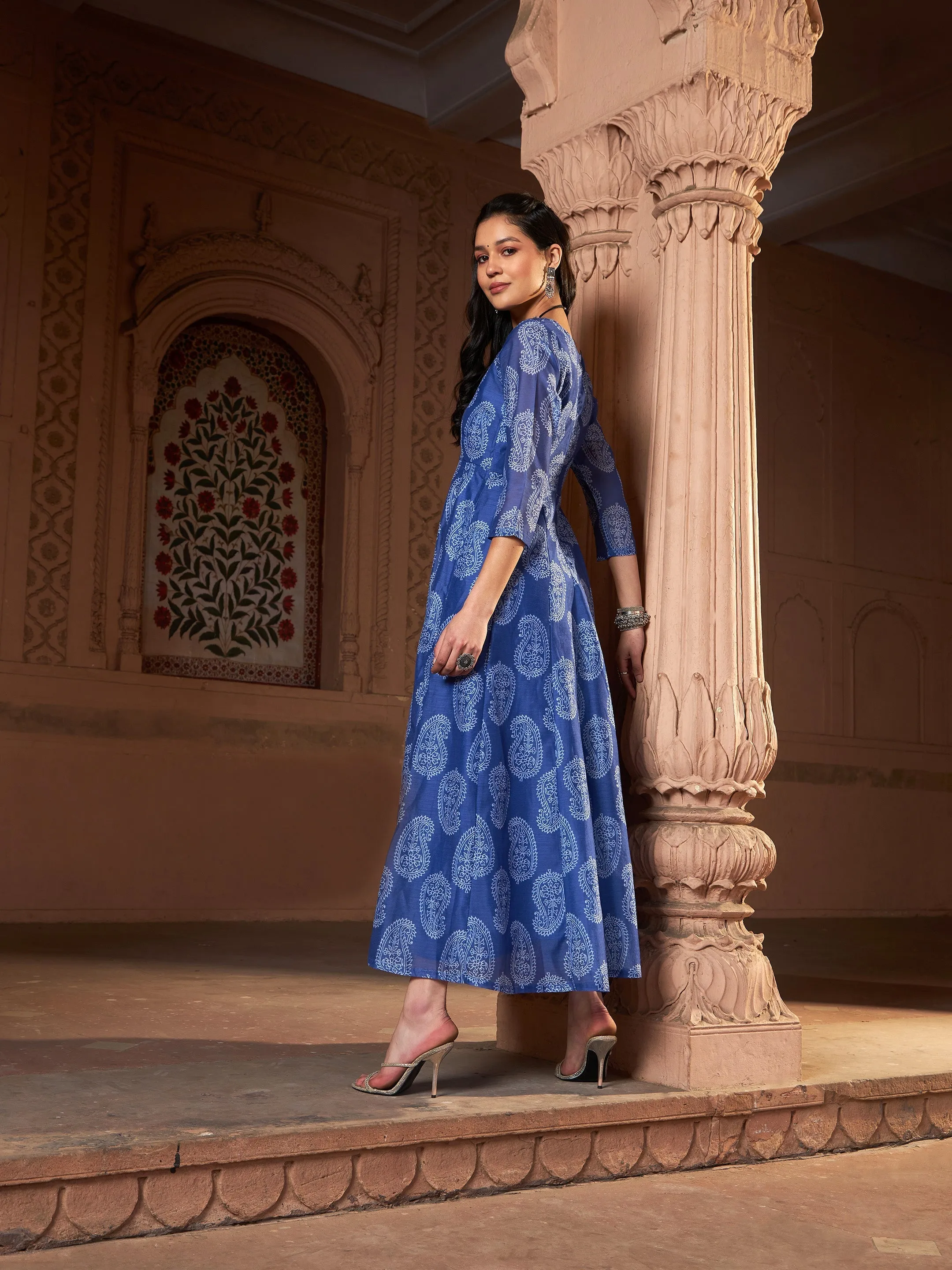 Women Blue Chanderi Paisley Long Anarkali Kurta