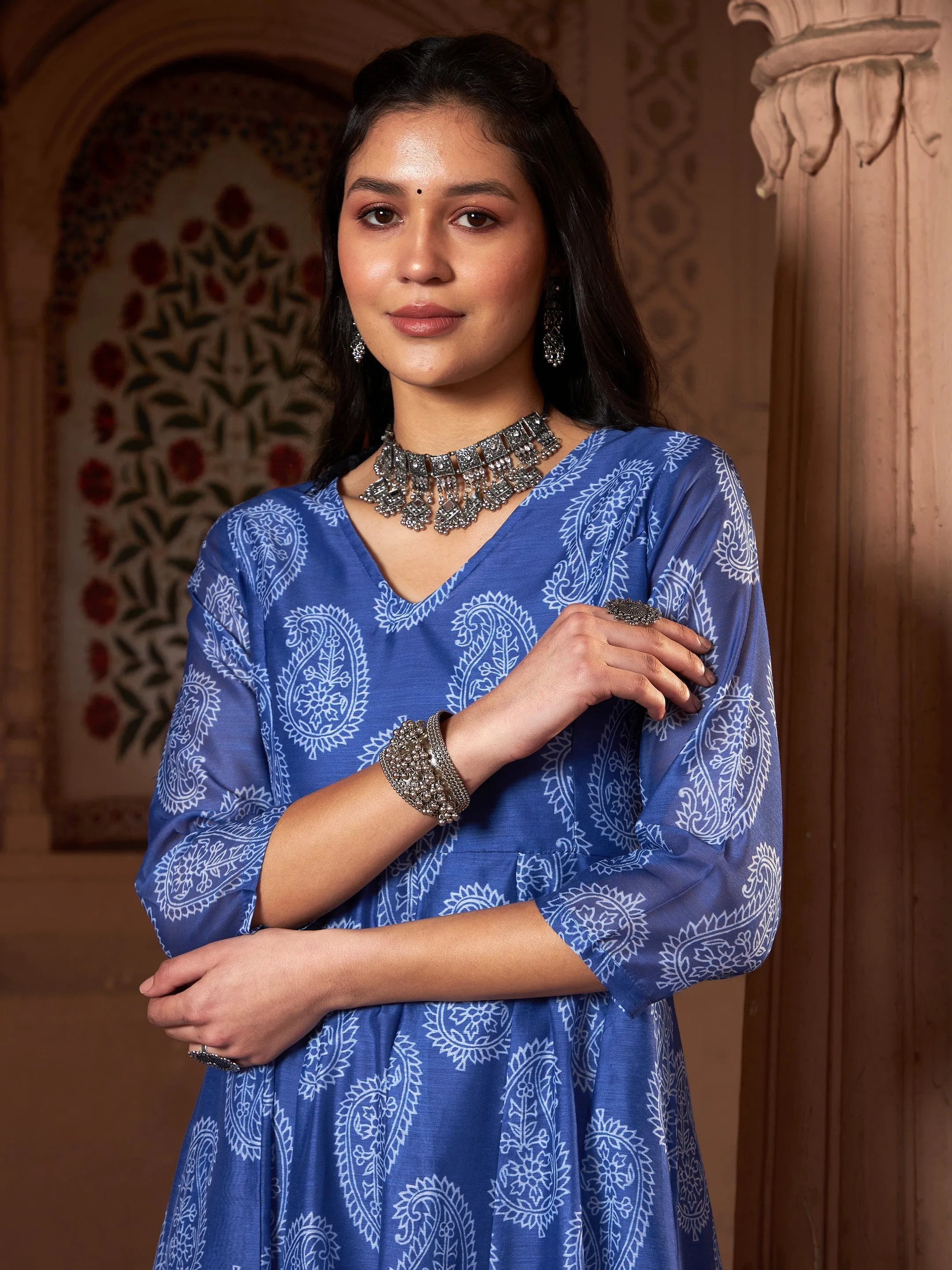 Women Blue Chanderi Paisley Long Anarkali Kurta