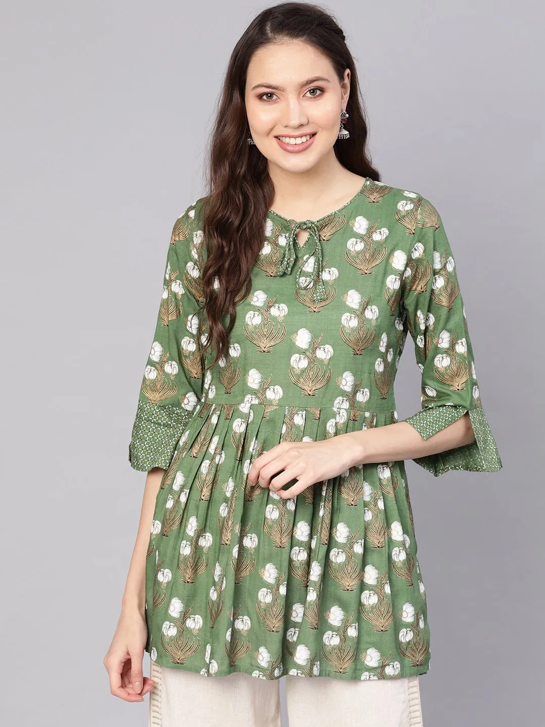 Women Green & White Printed A-Line Tunic